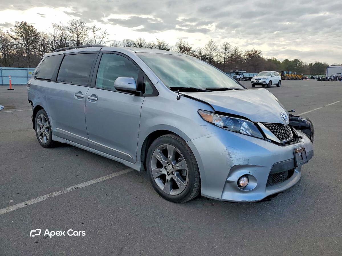 Toyota Sienna 2011