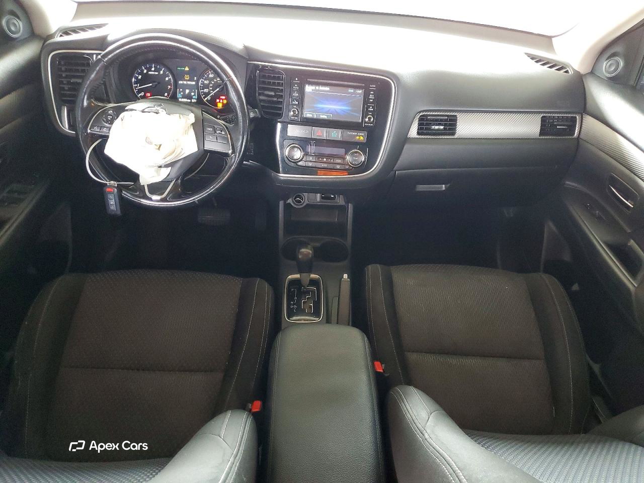 Mitsubishi Outlander 2016