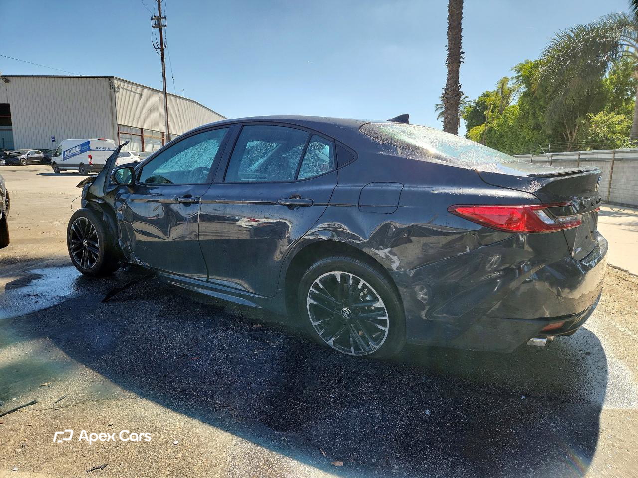 Toyota Camry 2026