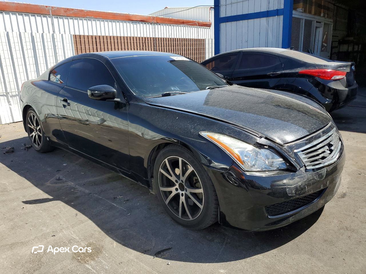 Infiniti G 2010