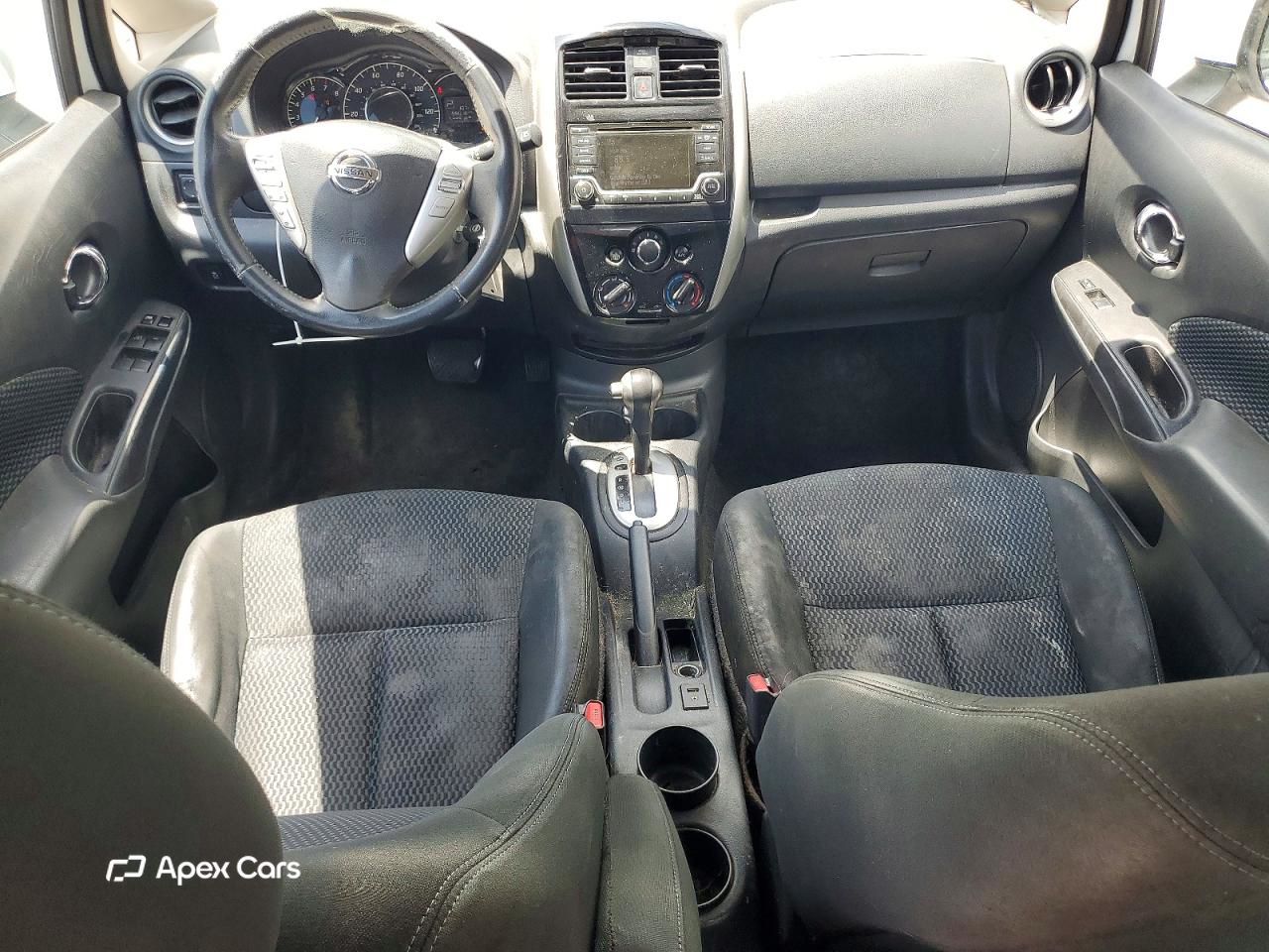 Nissan Versa 2016