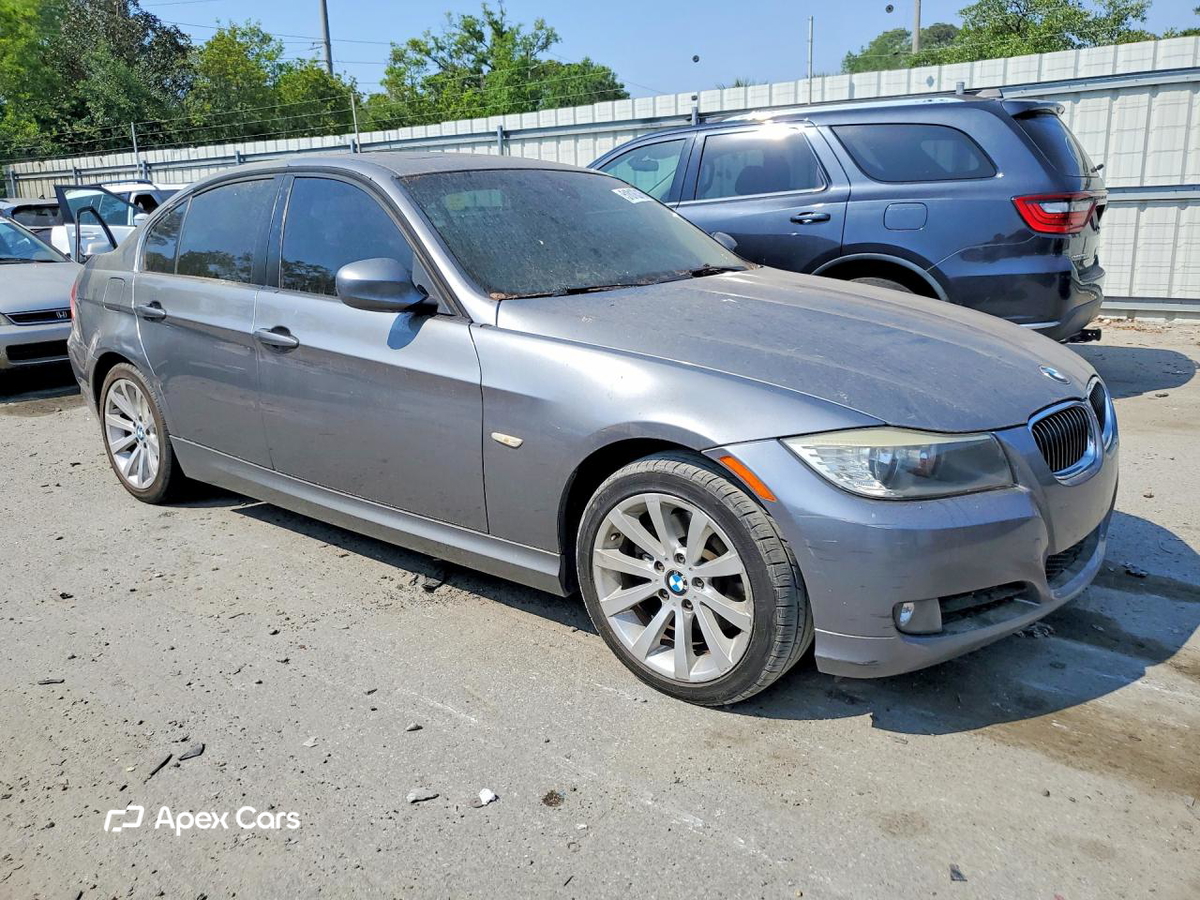 BMW Series 3 2011