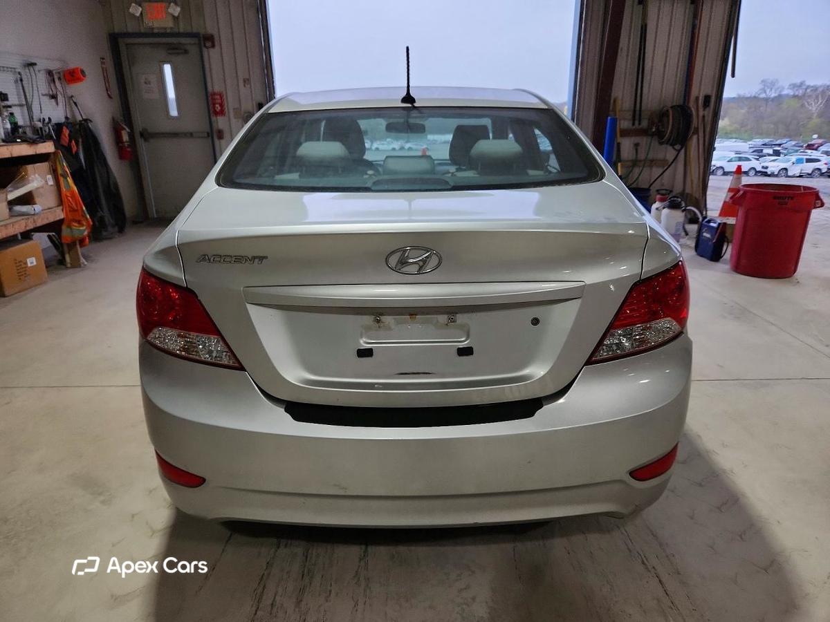 Hyundai Accent 2014