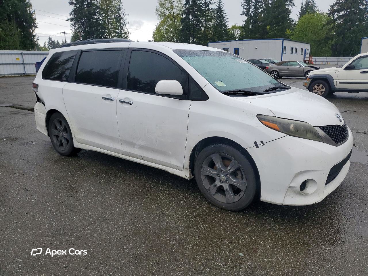 Toyota Sienna 2015