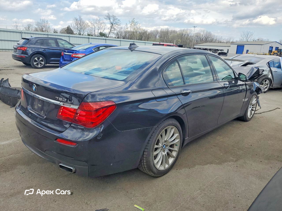 BMW Series 7 2014
