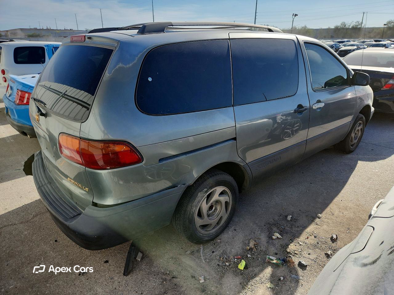 Toyota Sienna 2000