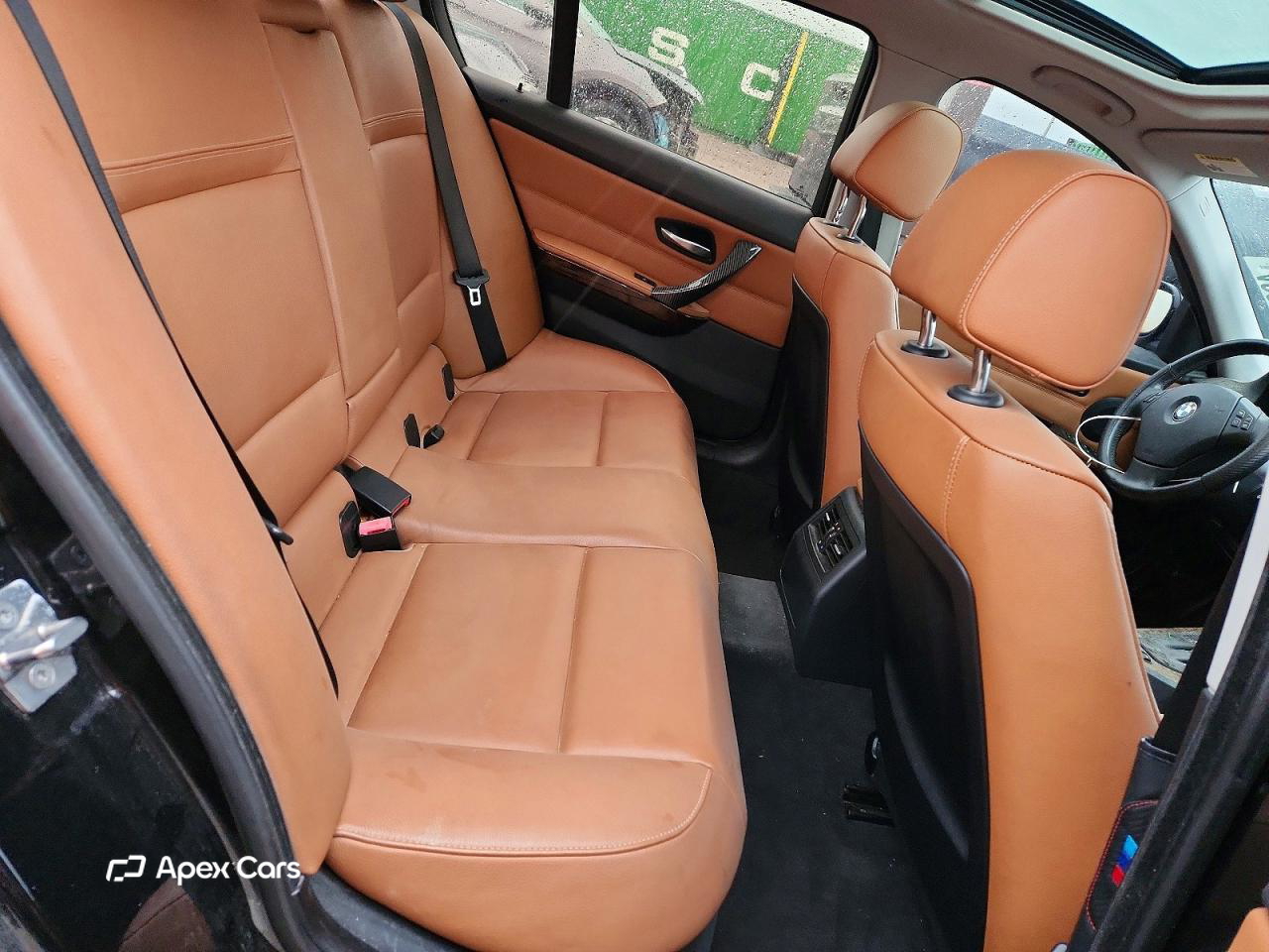 BMW Series 3 2010
