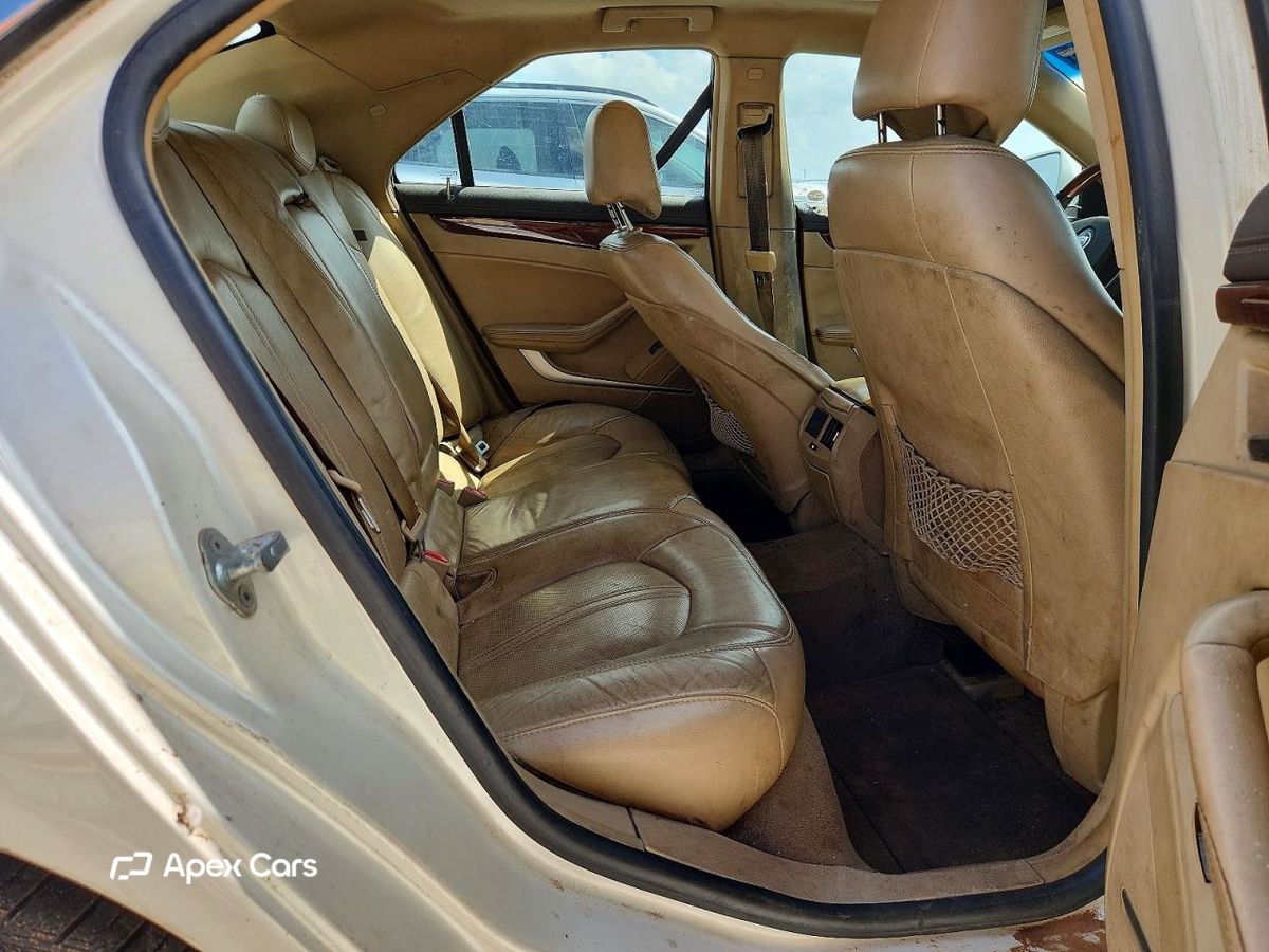 Cadillac CTS 2011