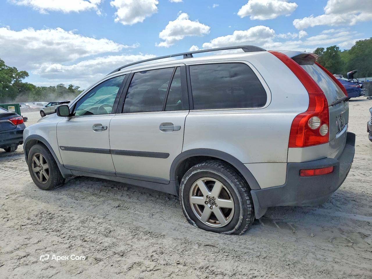 Volvo XC90 2003