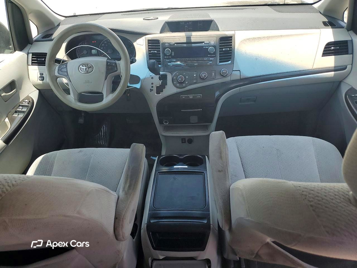 Toyota Sienna 2012