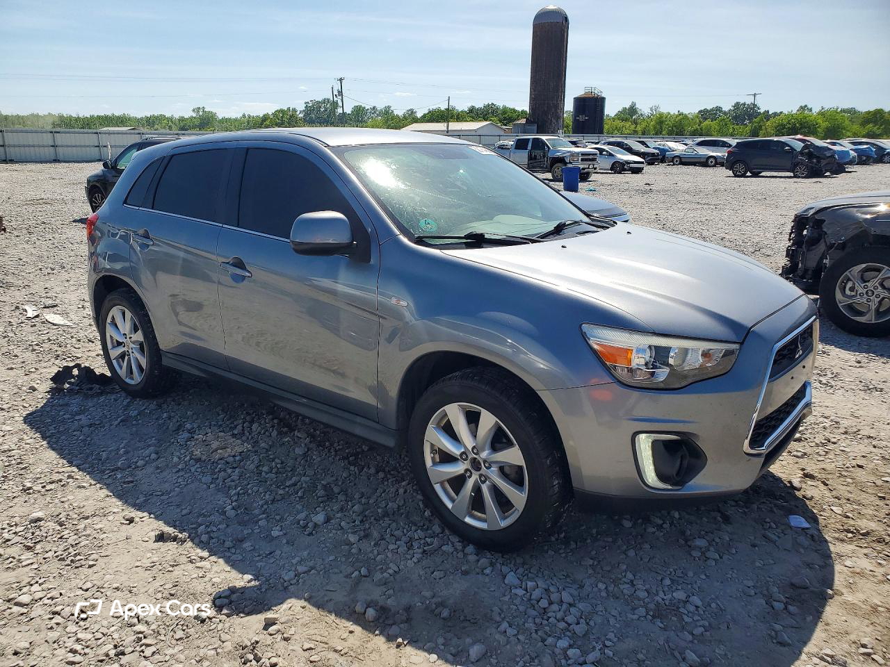 Mitsubishi Outlander 2015