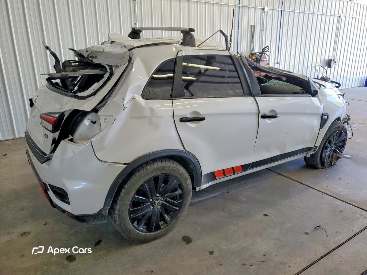 Mitsubishi Outlander 2020