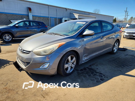 Hyundai Elantra 2013 - Image 1 of 13