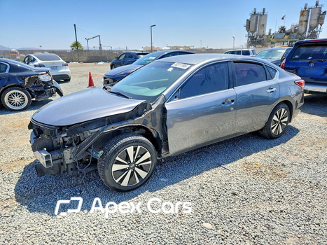 Nissan Altima 2015 - Image 1 of 13