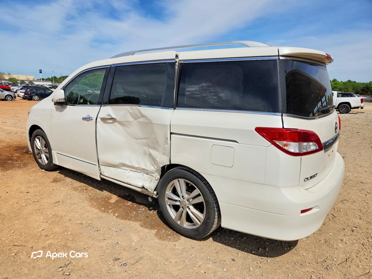 Nissan Quest 2014