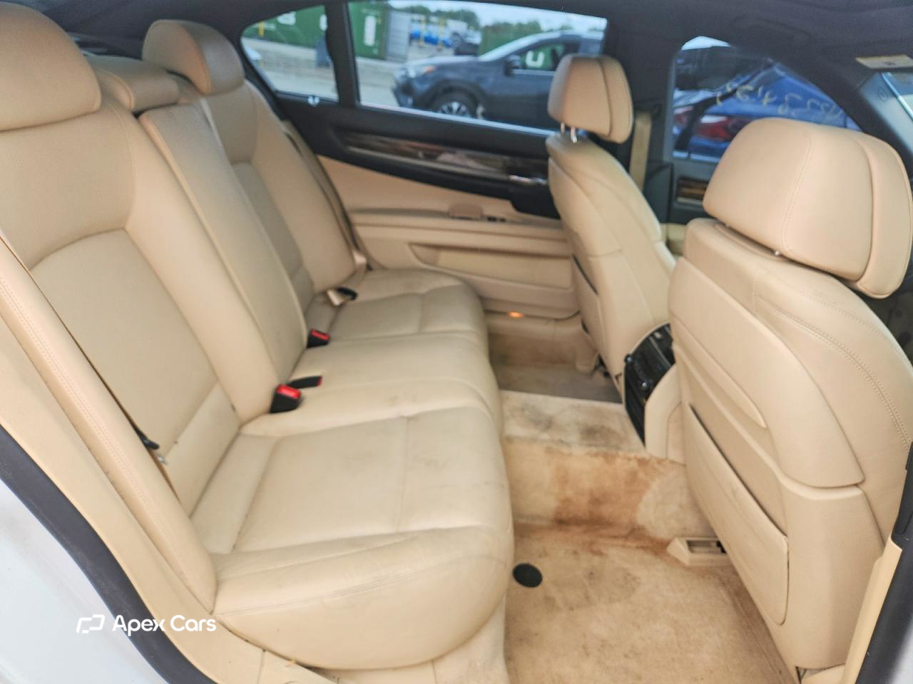 BMW Series 7 2015