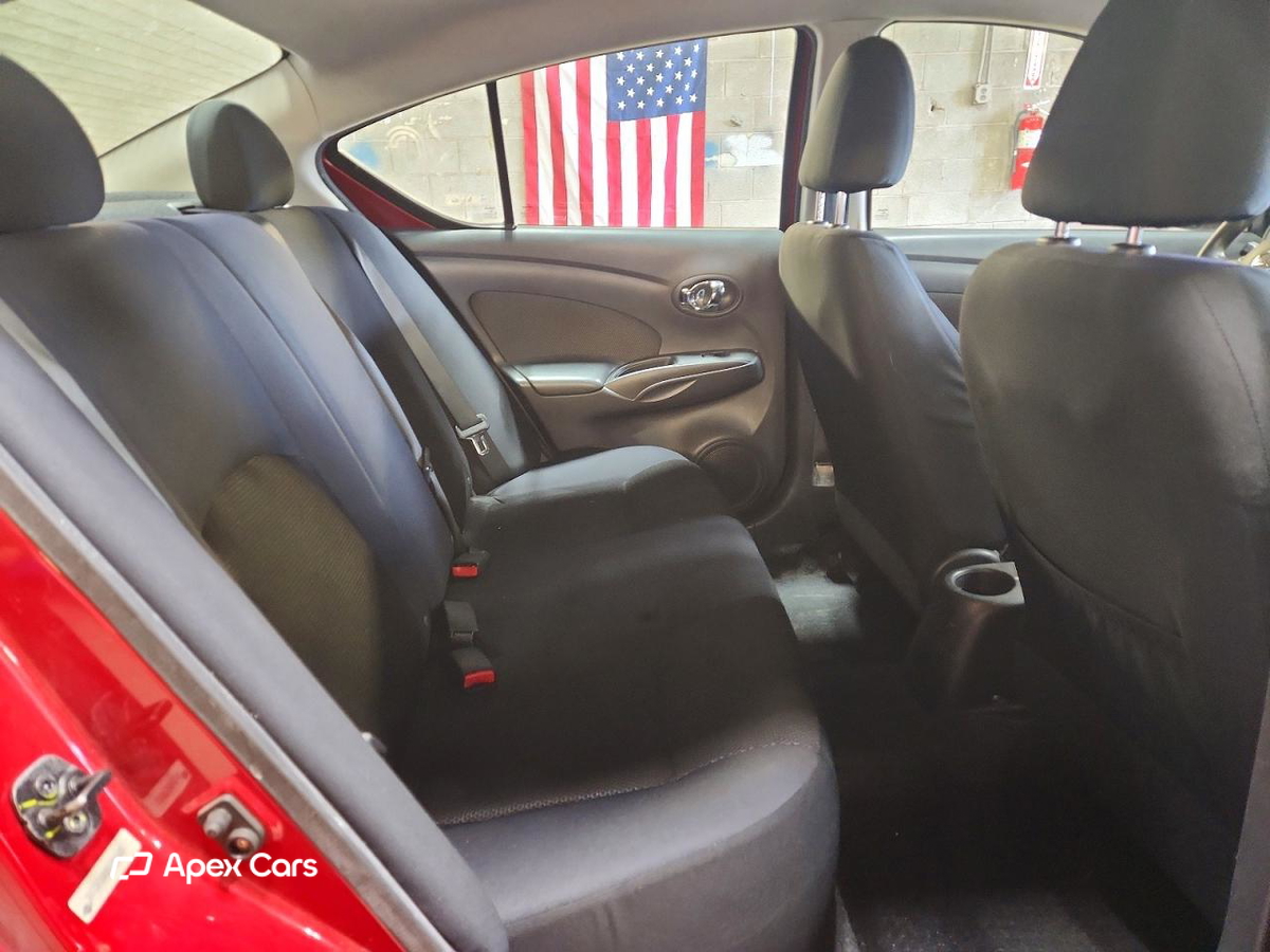 Nissan Versa 2012
