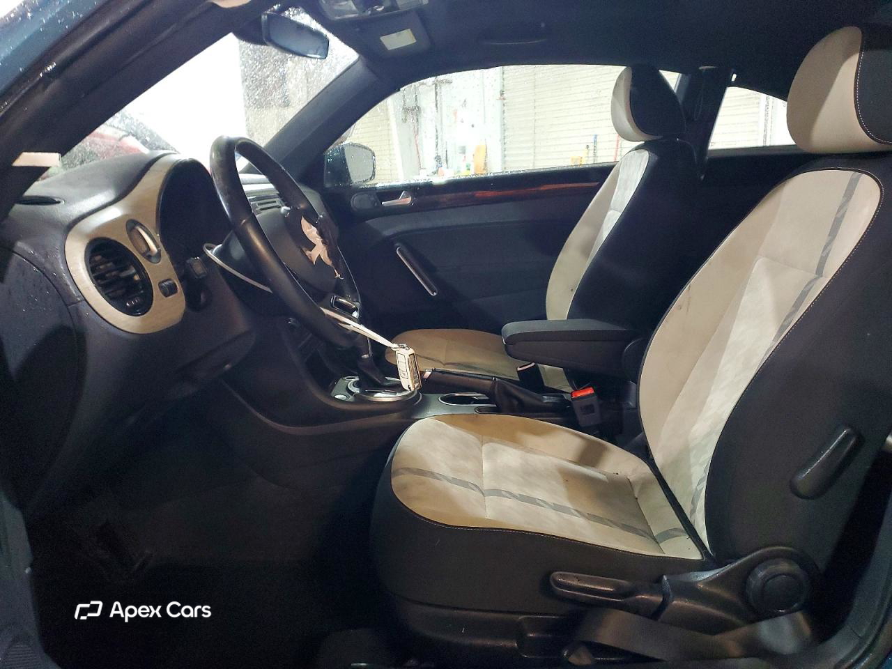 Volkswagen Beetle 2018