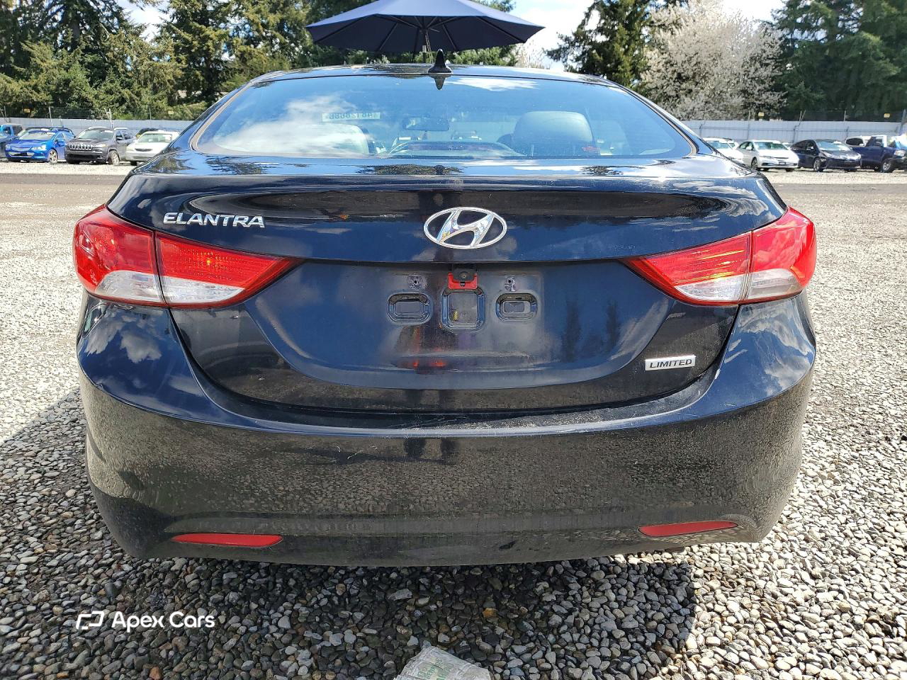 Hyundai Elantra 2012
