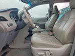 Toyota Sienna 2012