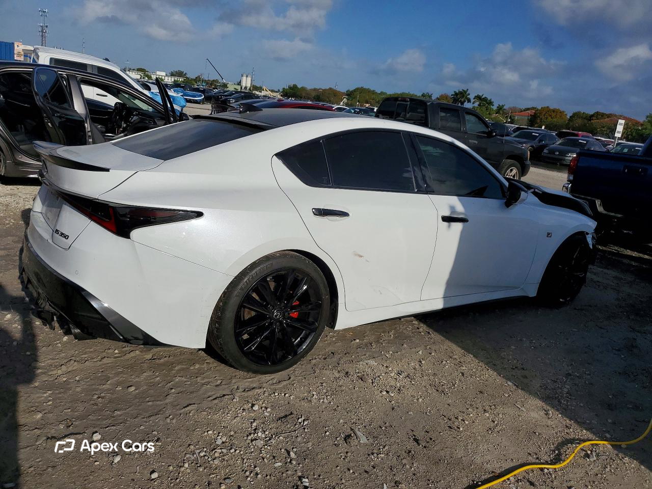 Lexus IS 2023