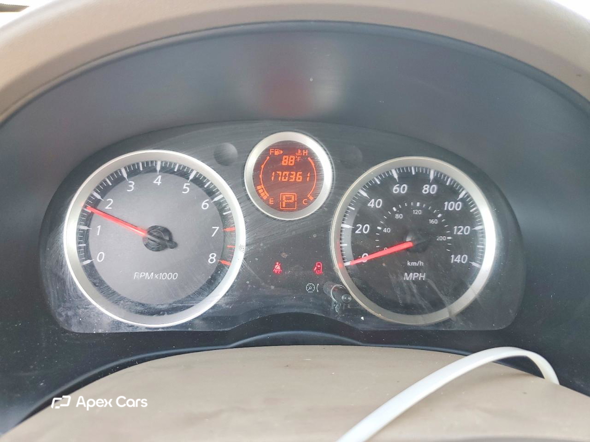 Nissan Sentra 2012