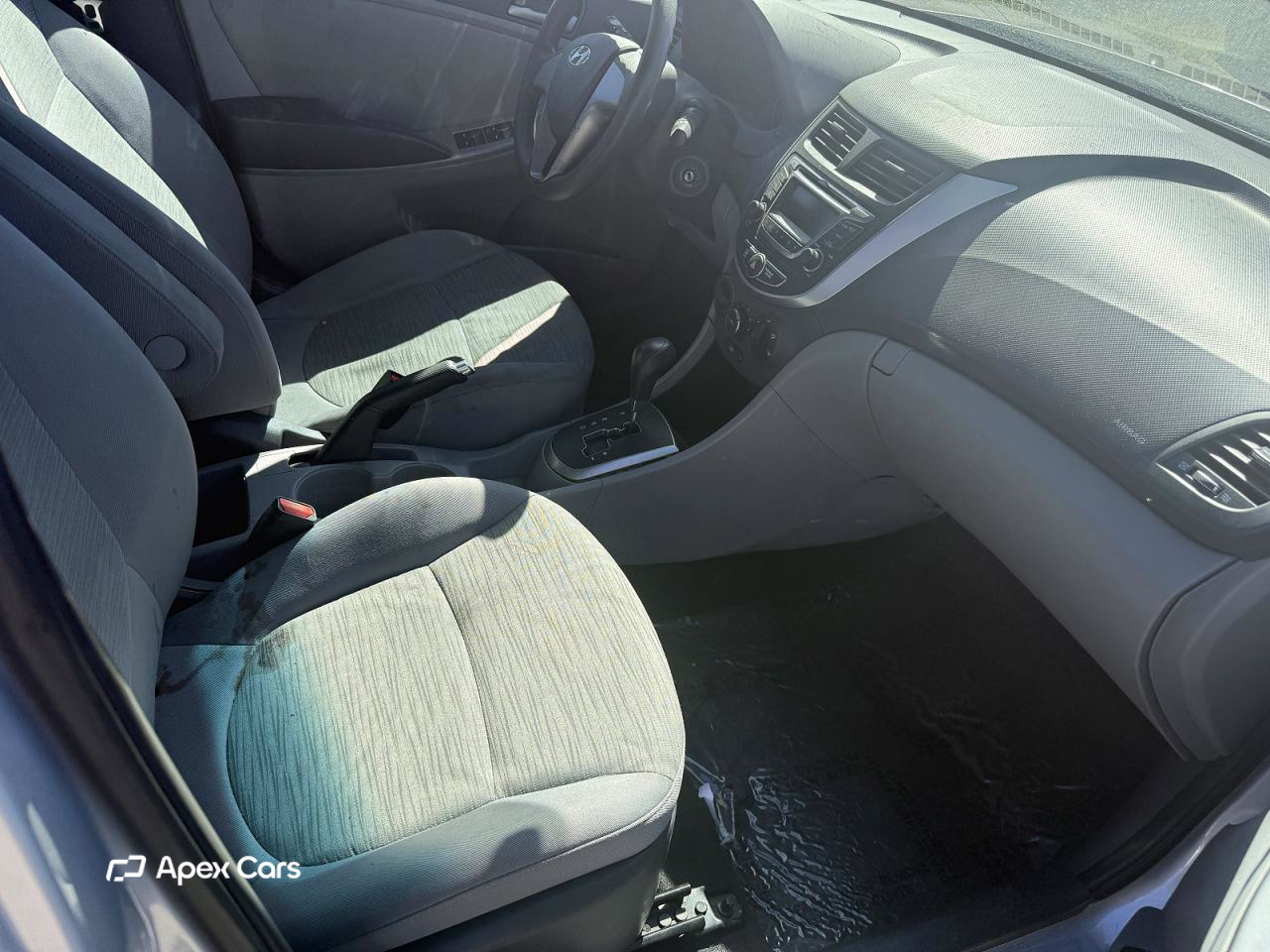 Hyundai Accent 2015
