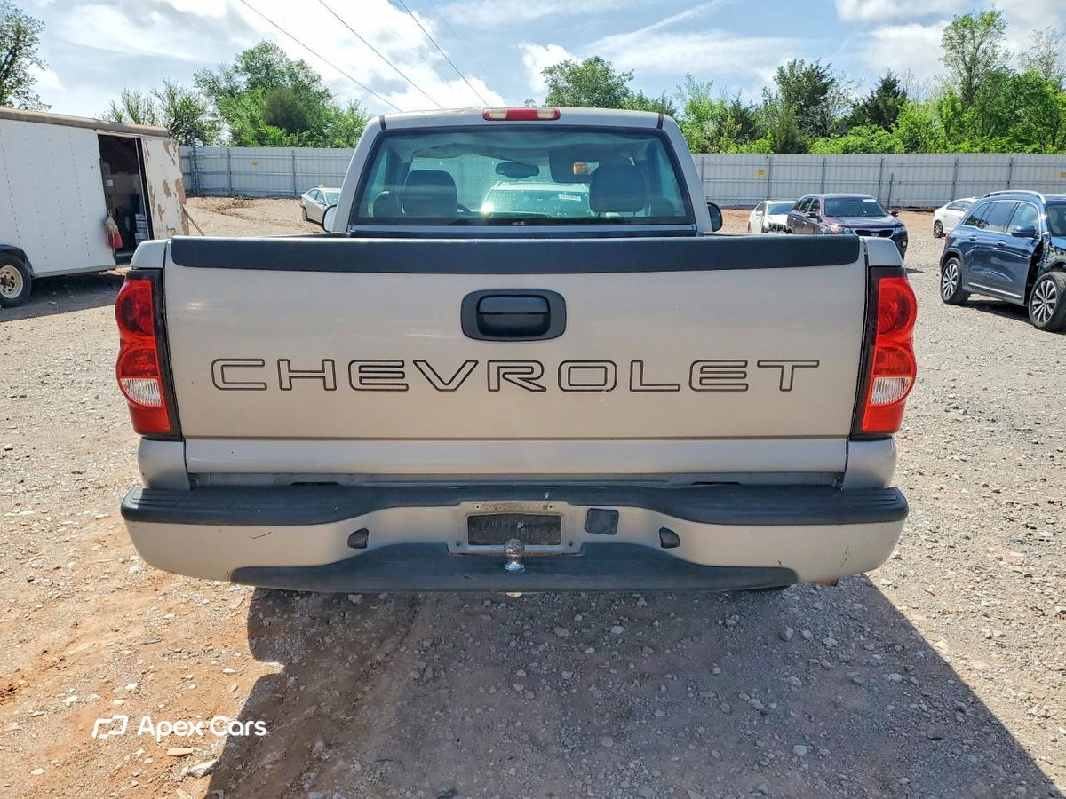 Chevrolet Silverado 2004