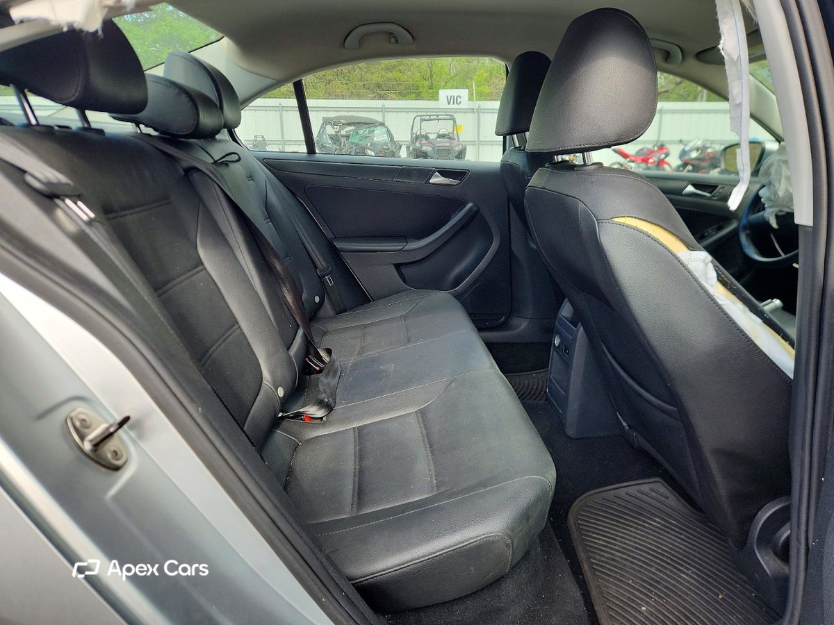 Volkswagen Jetta 2012