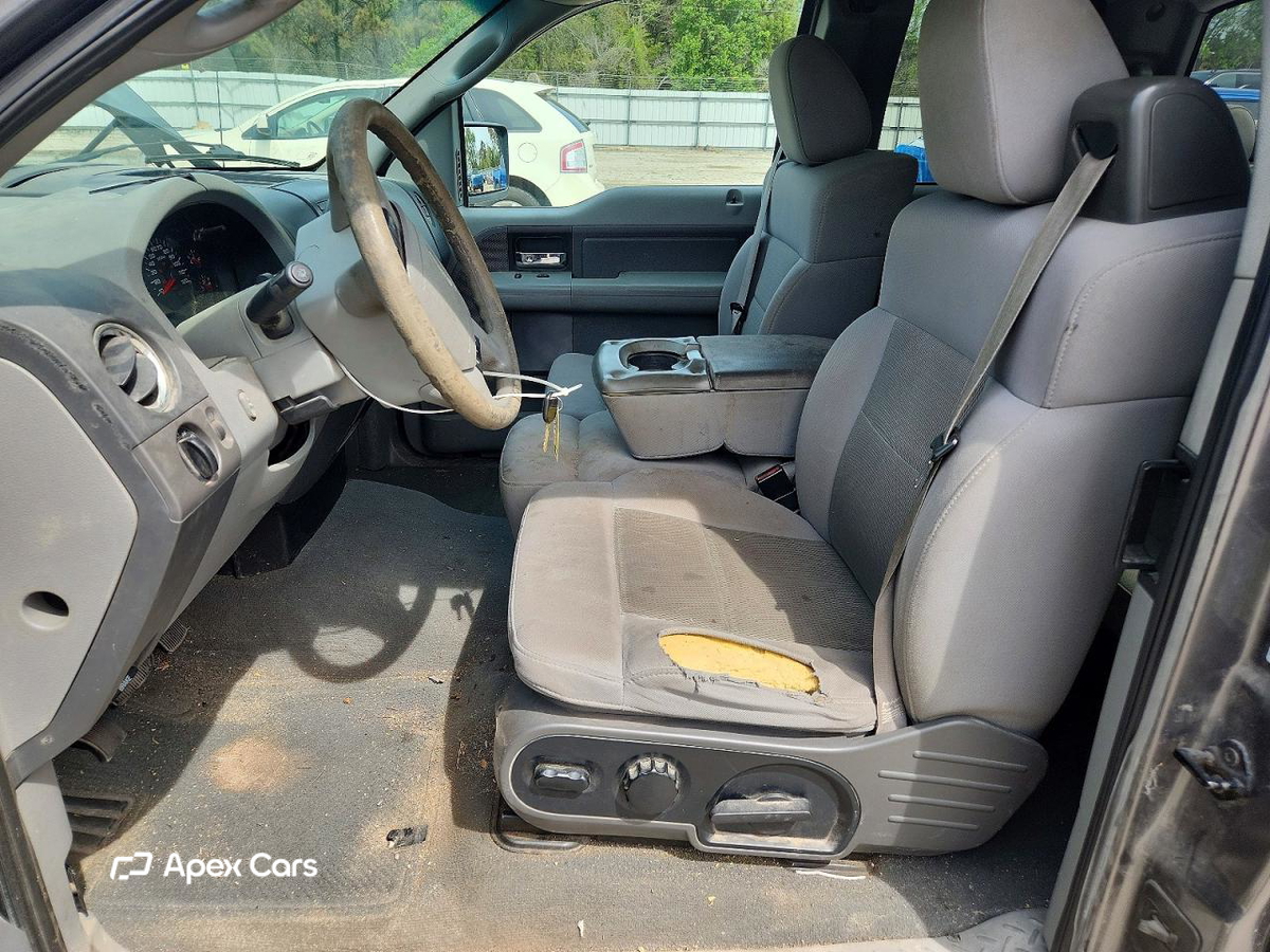 Ford F-150 2005