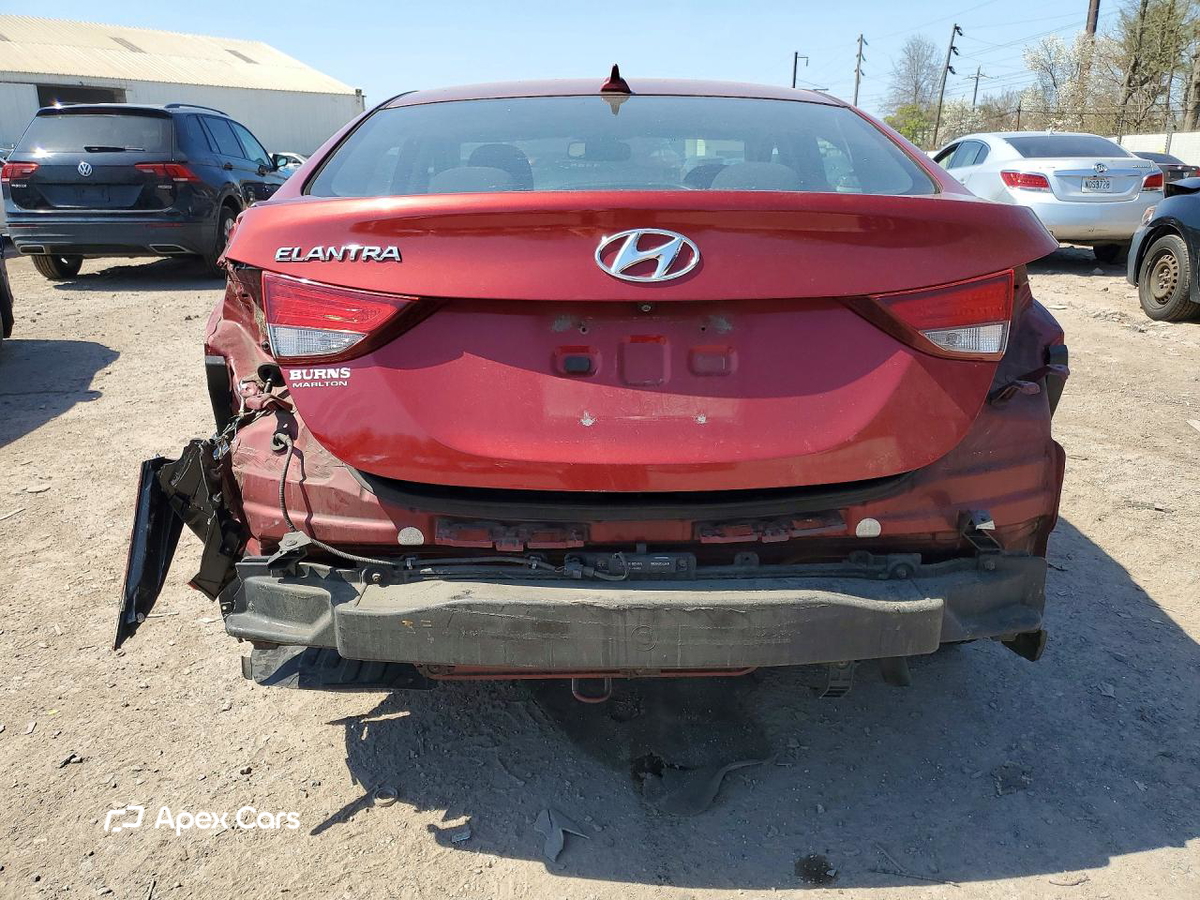 Hyundai Elantra 2016
