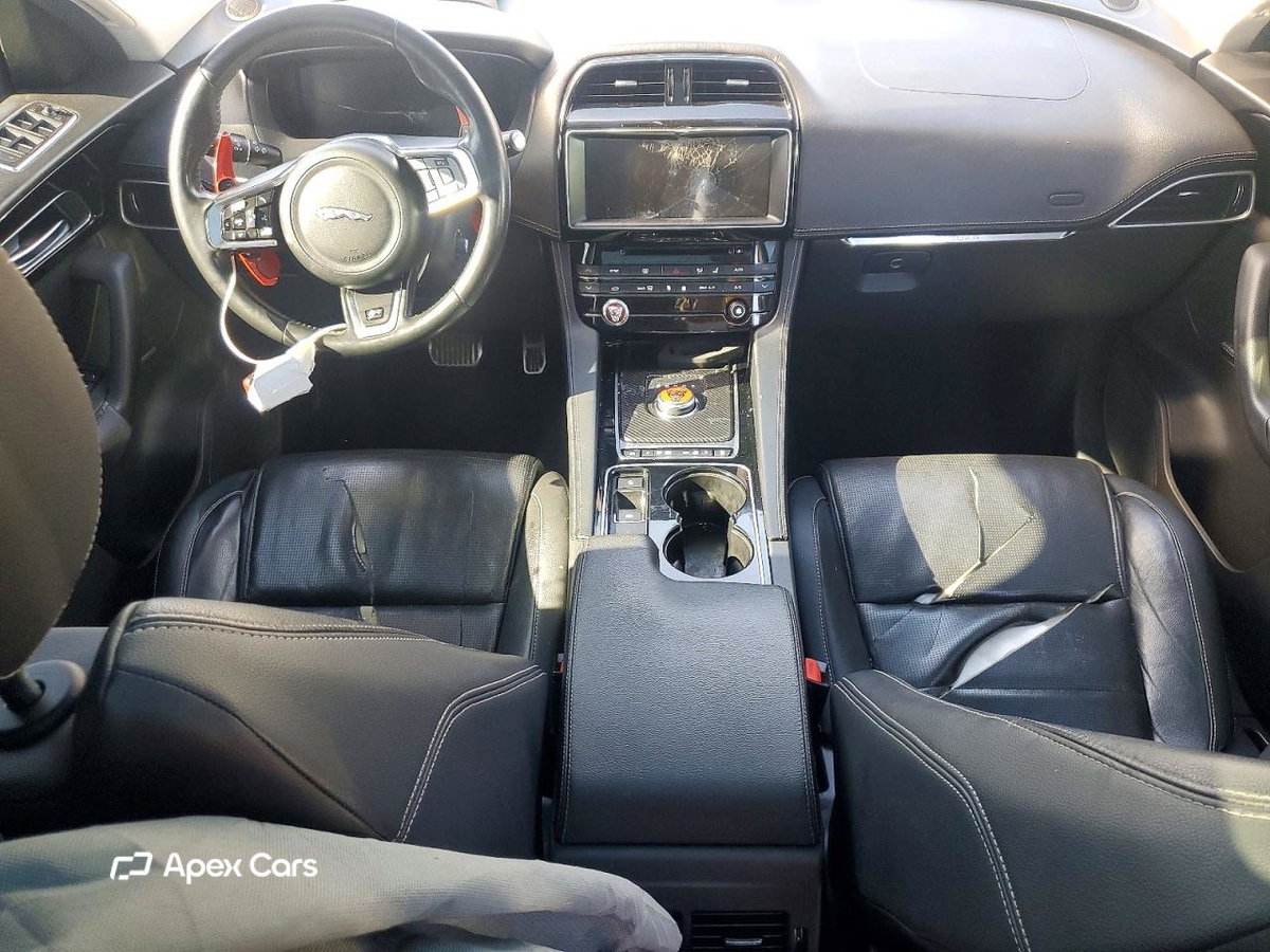 Jaguar F-Pace 2017