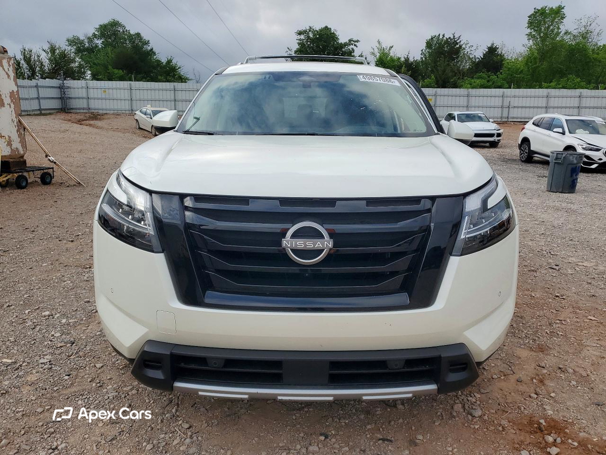 Nissan Pathfinder 2024