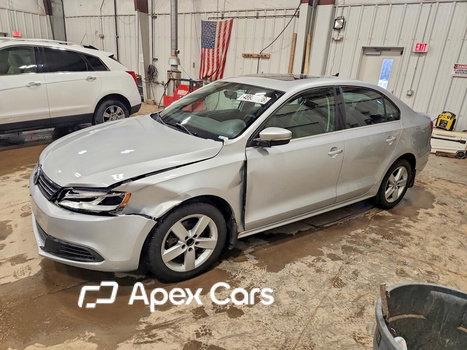 Volkswagen Jetta 2013 - Image 1 of 5