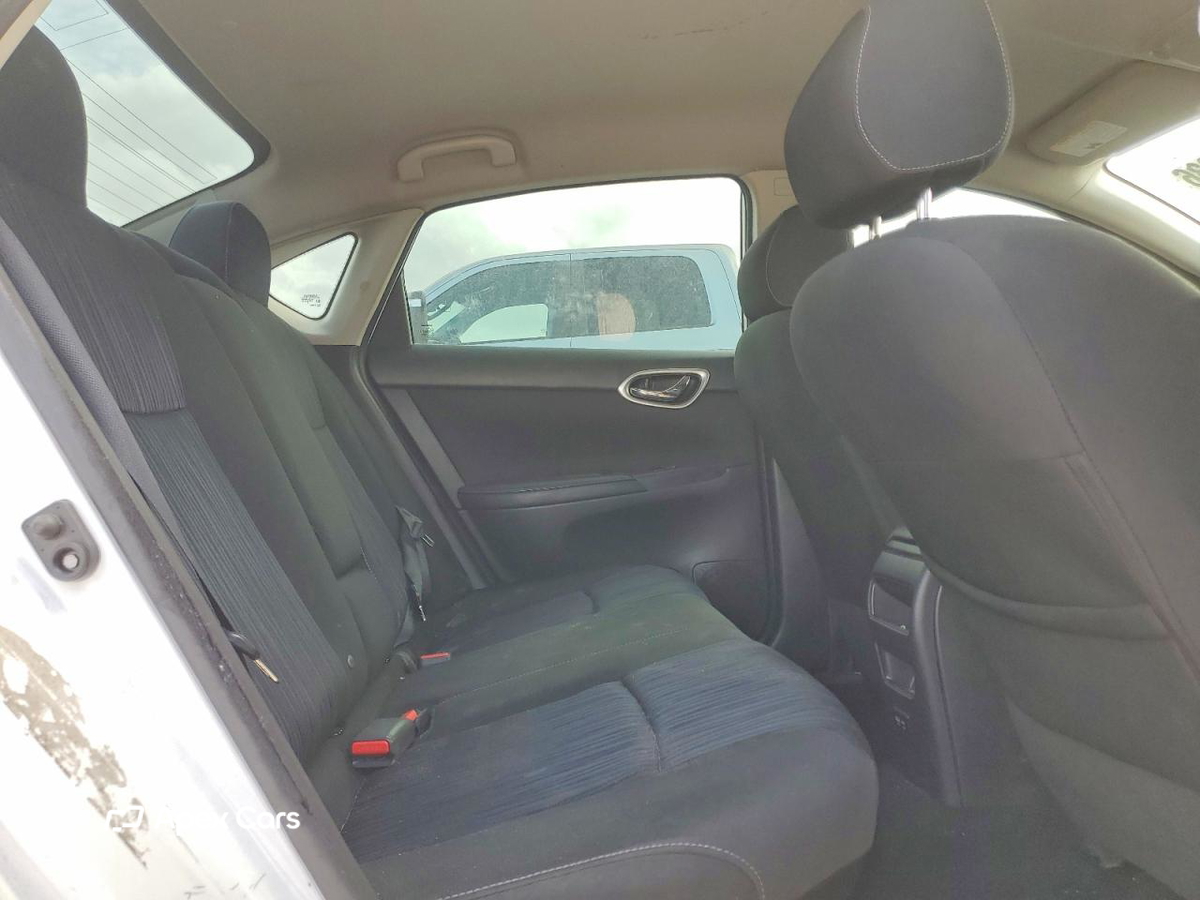 Nissan Sentra 2019