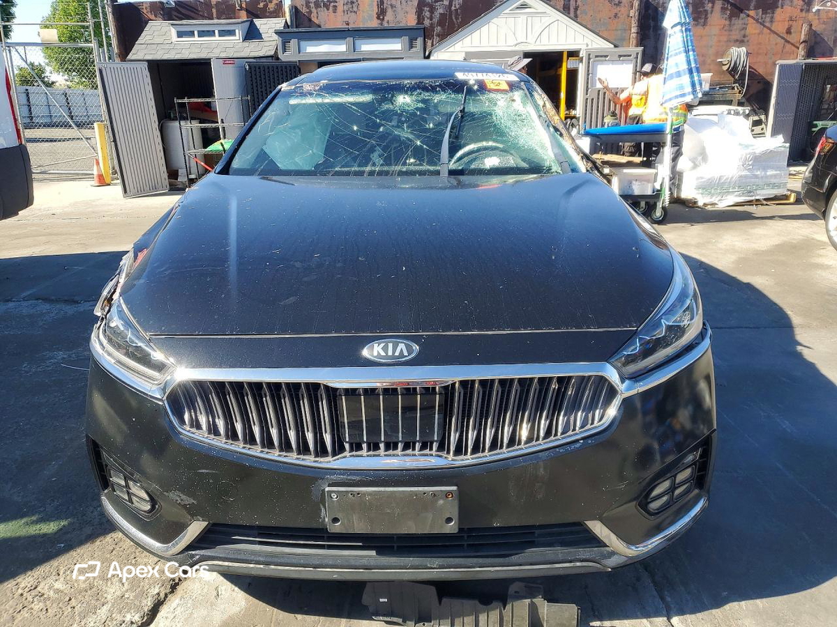 Kia Cadenza 2017