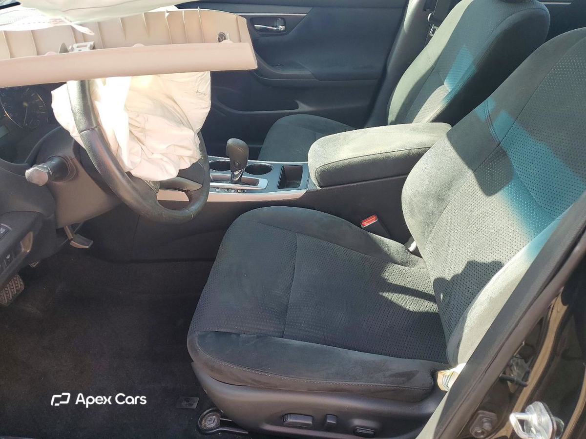Nissan Altima 2015