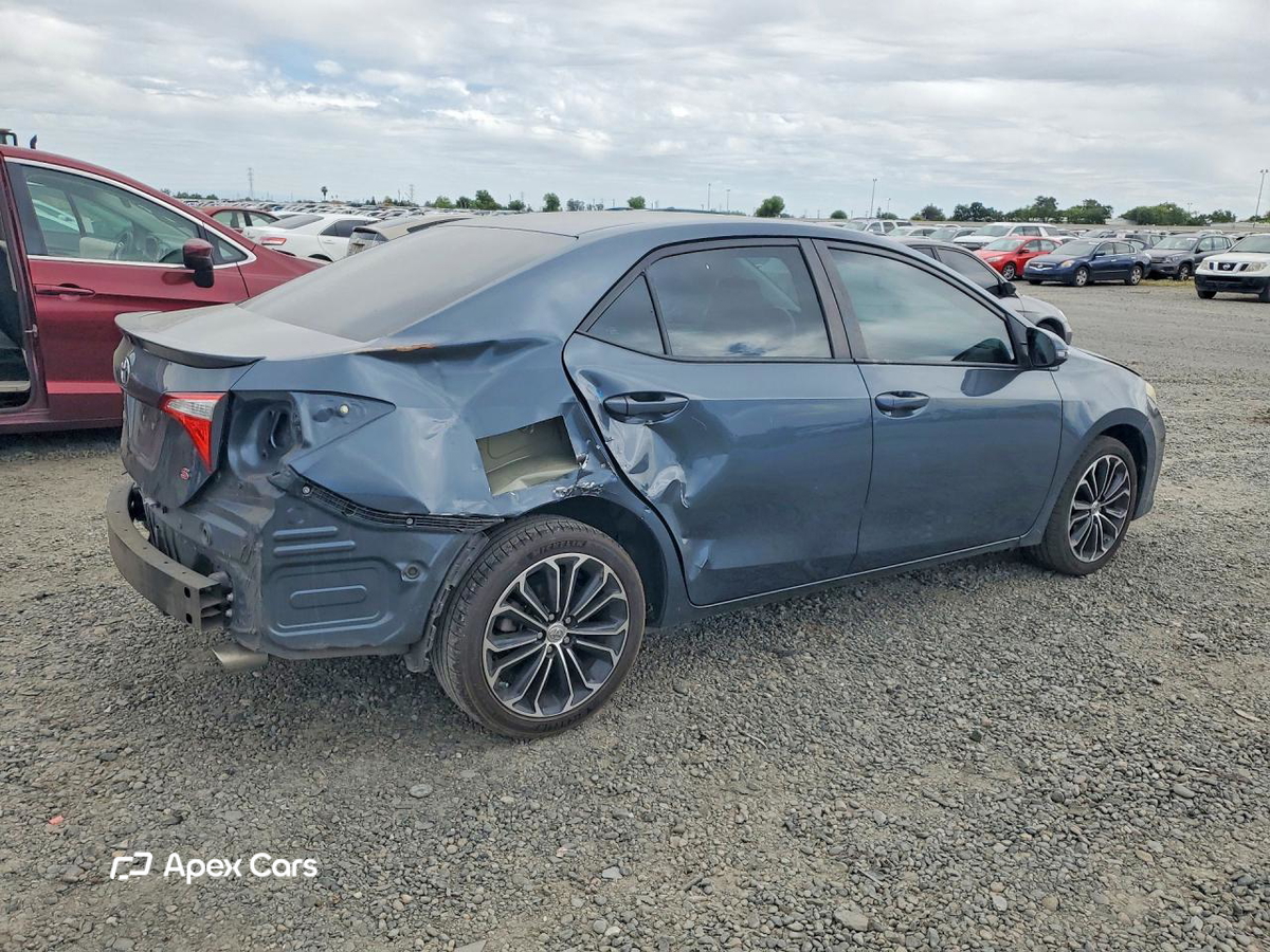 Toyota Corolla 2015