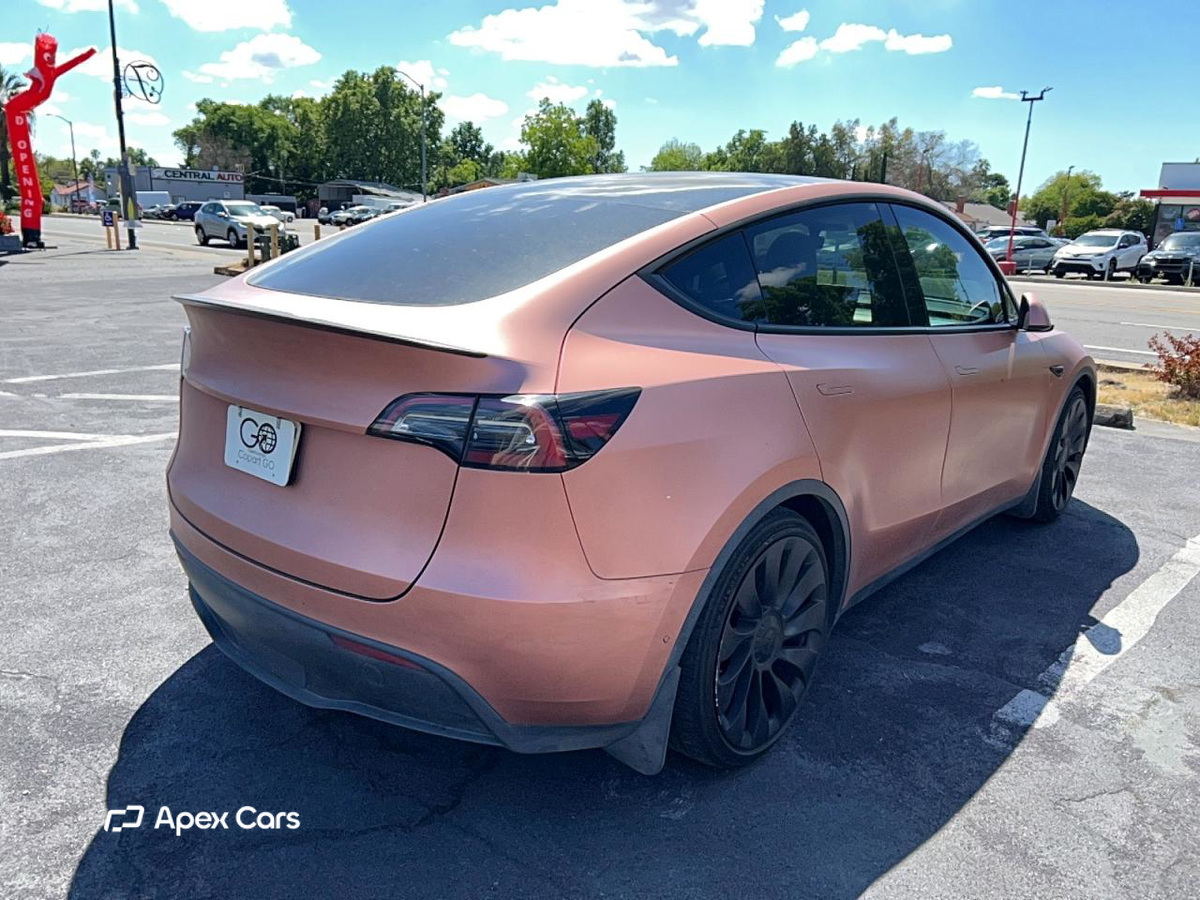 Tesla Model Y 2022