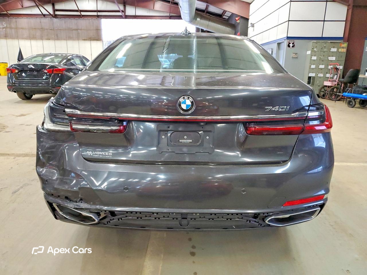 BMW Series 7 2022