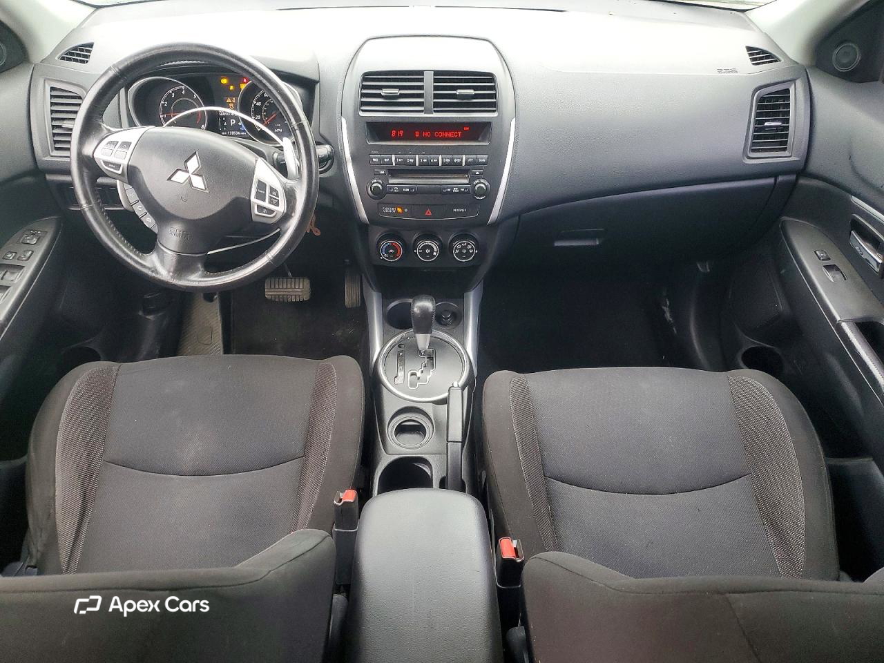Mitsubishi Outlander 2011
