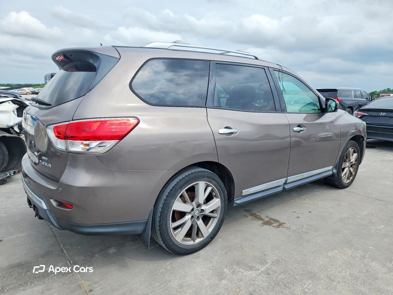 Nissan Pathfinder 2013