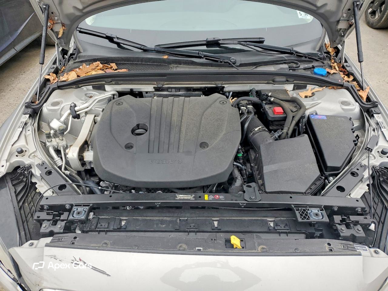 Volvo V60 2025