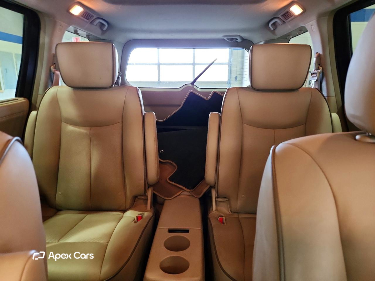 Nissan Quest 2012