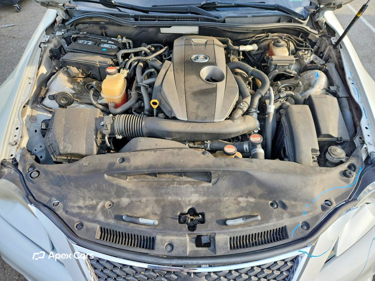 Lexus IS 2016