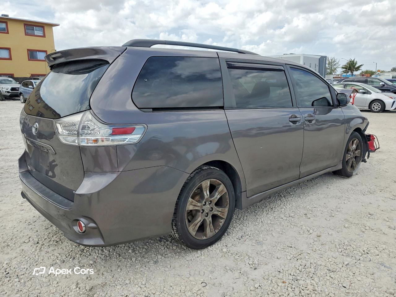 Toyota Sienna 2011