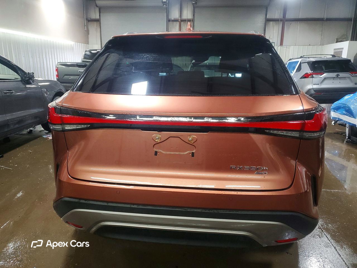 Lexus RX 2024