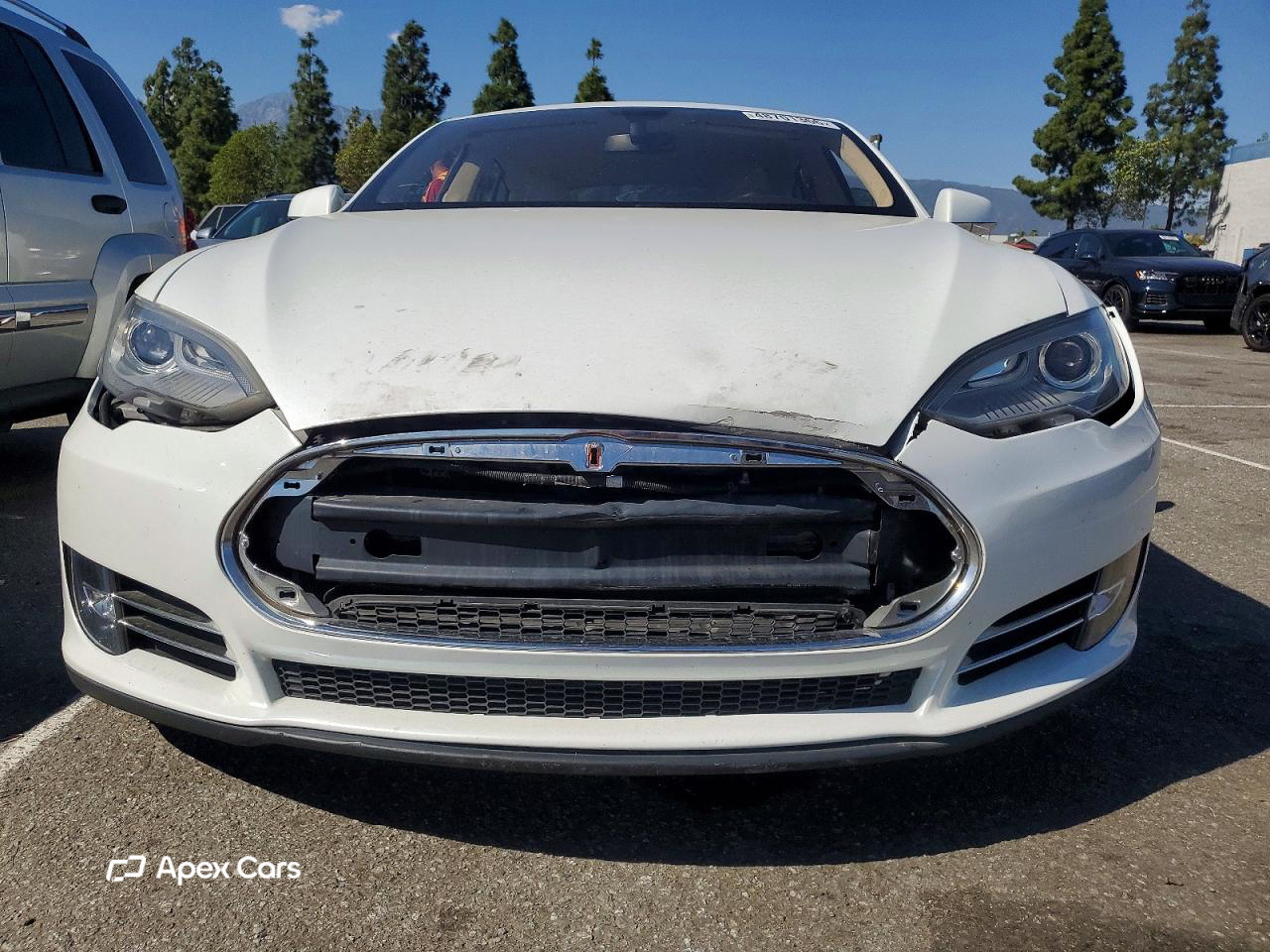 Tesla Model S 2013