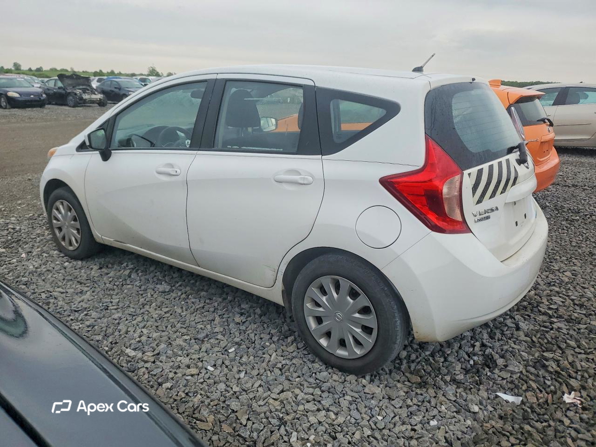 Nissan Versa 2015