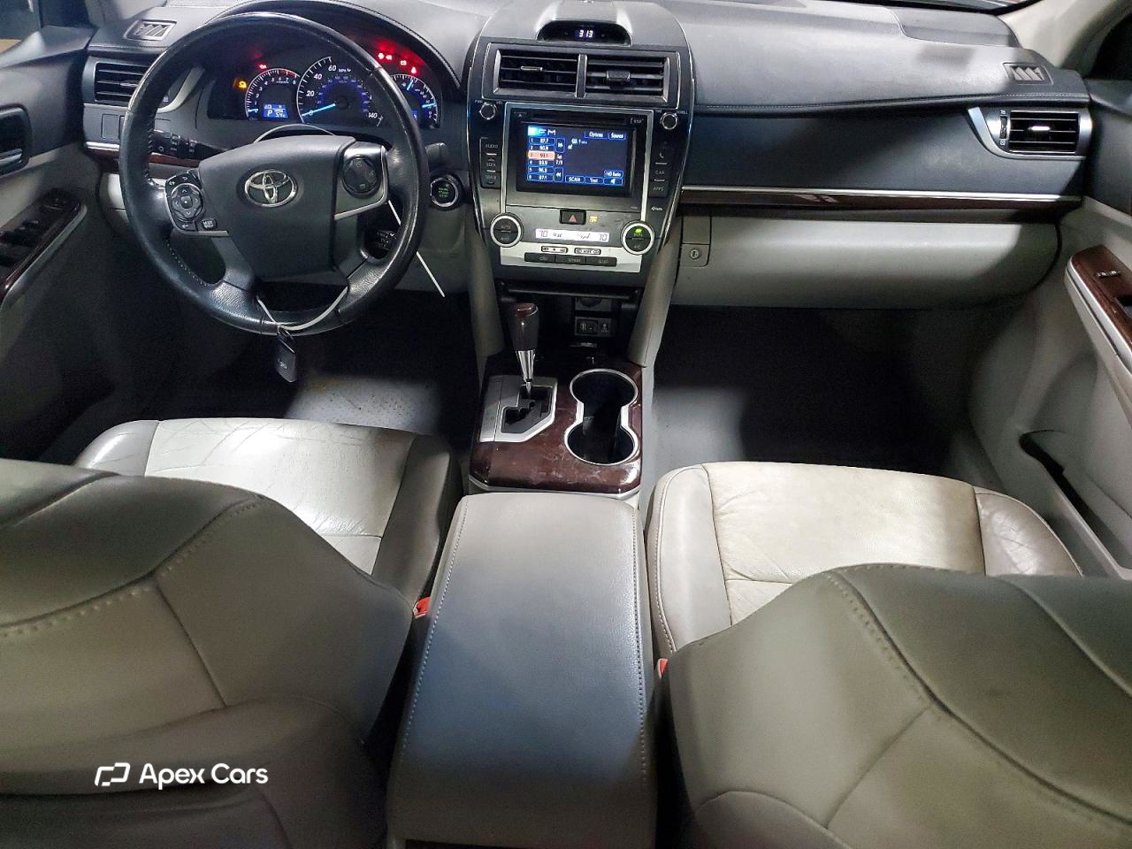 Toyota Camry 2012